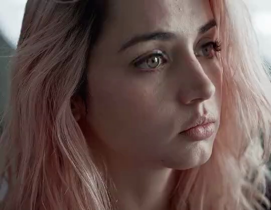 Ana de Armas, in tears short MP4 video