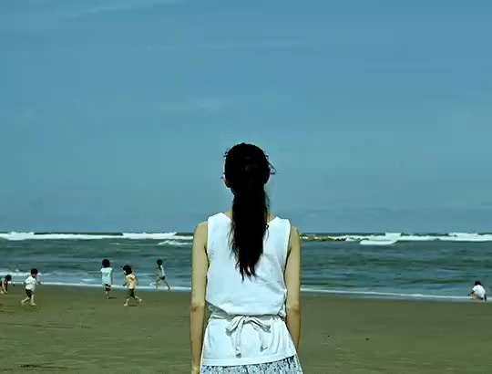 movie stills: girl and sea short MP4 video