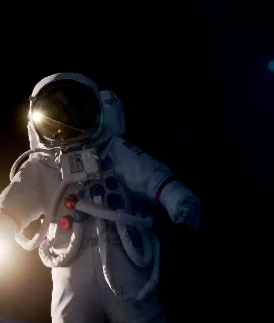 astronaut fade out short MP4 video